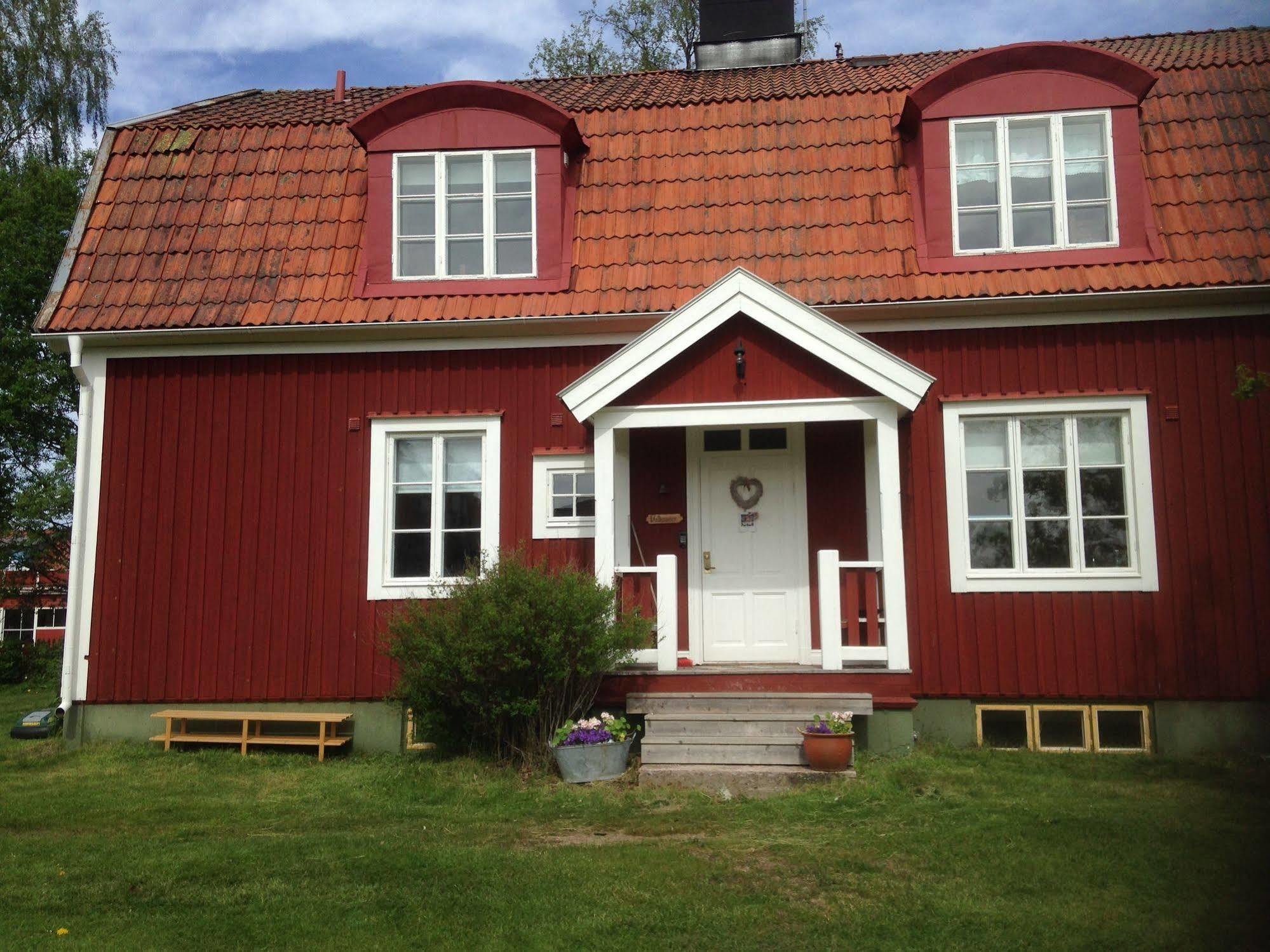 Mora Vandrarhem Och Gaesthem Vinas Luaran gambar